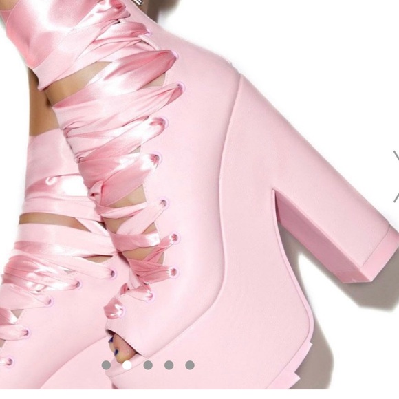 Shoes - Dollskill platform heels